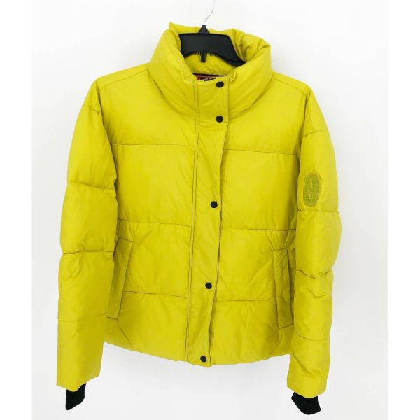 BASS OUTDOOR Womens Discovery Puffer Jacket Small Bright Yellow Citronelle NWT on Sale